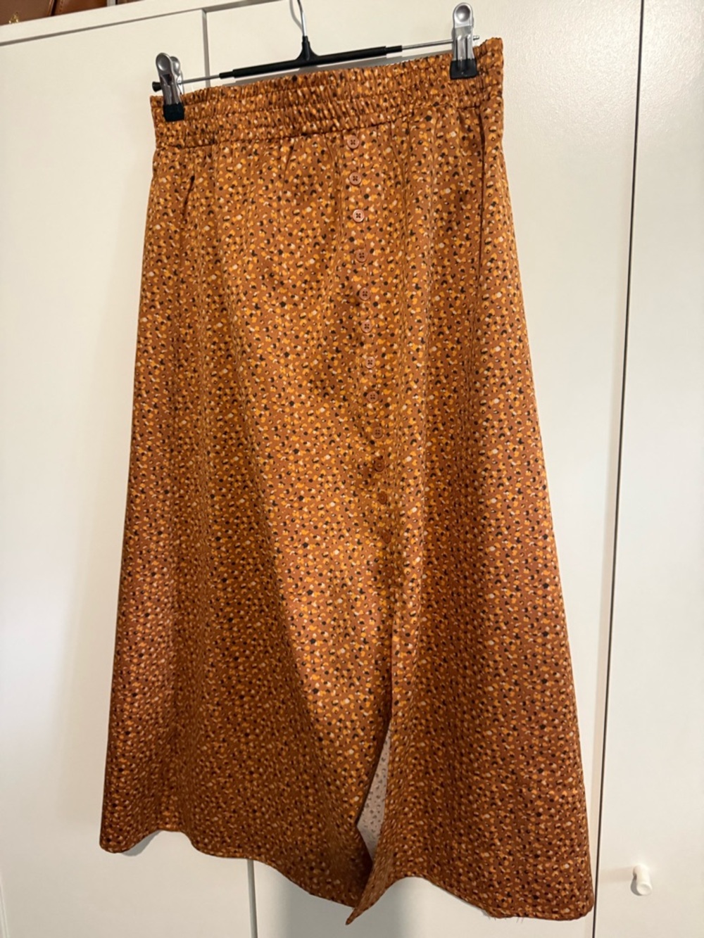LOFT Rust Multi-Spot Button-Front Skirt